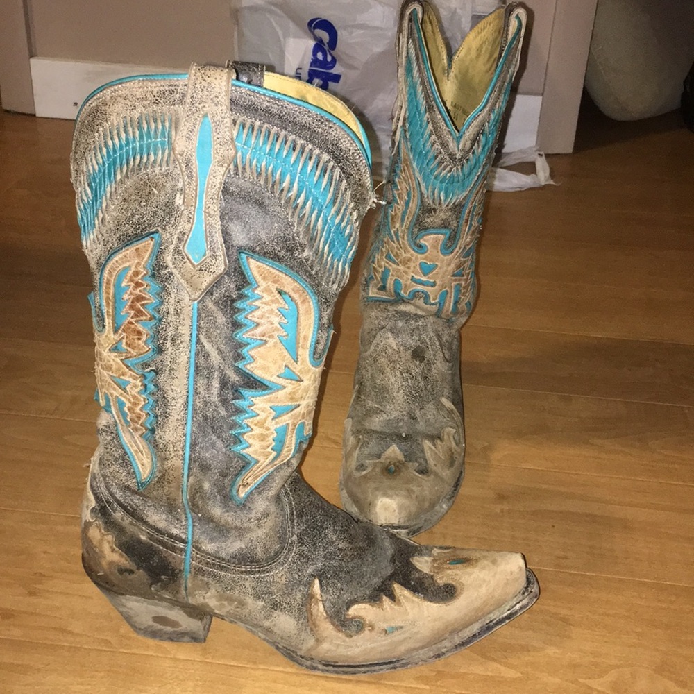 Vintage Corral cowboy boots